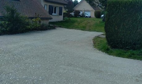 Aménagement complète d'une cour d'une maison individuelle vers Châtel-Guyon